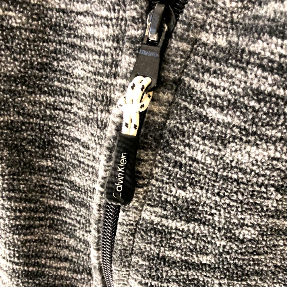 Calvin Klein Performance Fleece- Small - Picture 14 of 16